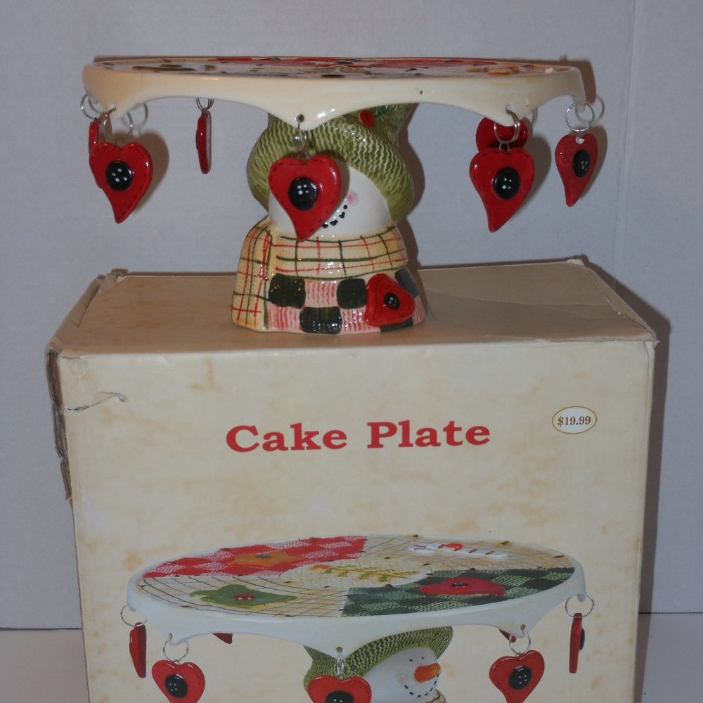 HOMESPUN HOLIDAY SANTA CAKE PLATE